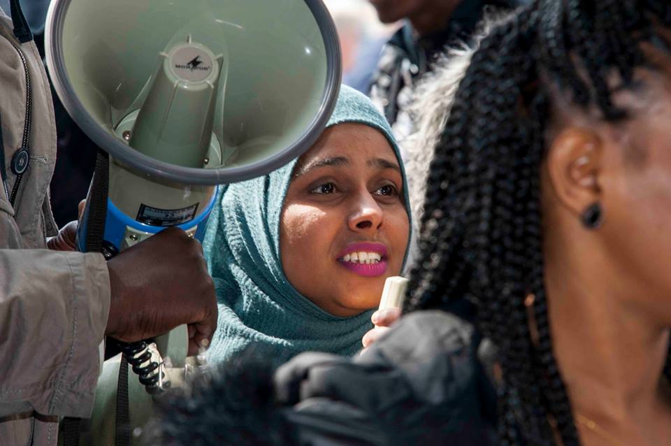 Demonstratie 11 april Amsterdam, Vrouwen zonder verblijfsvergunning eisen hun recht op, foto van Manette Ingenegeren